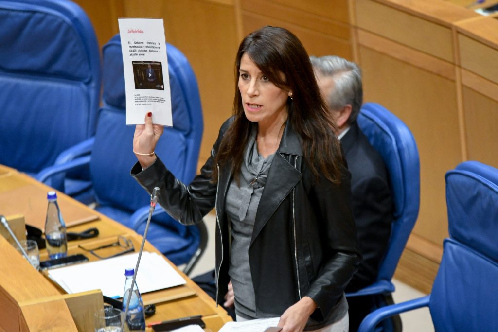 M. Allegue solicita ao Goberno central que desvele a dirección das vivendas protexidas que dí que entregou en Galicia e pide que deixe de vender fume