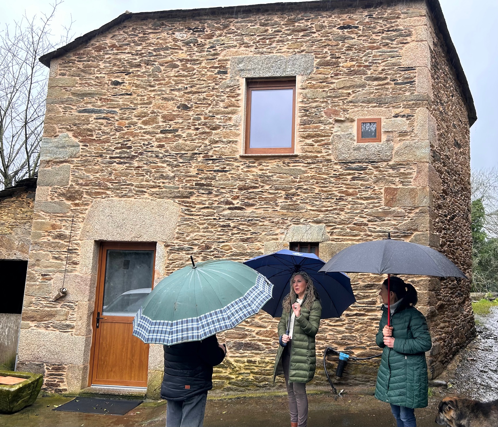 Martina Aneiros anima ós propietarios particulares a solicitar as axudas da xunta para a corrección de impactos paisaxísticos a partir do 16 de xaneiro