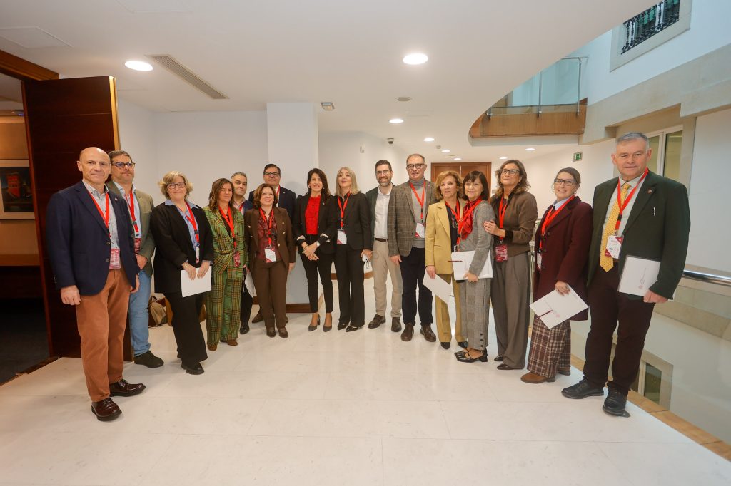 A Xunta pon en valor o papel dos administradores de fincas na xestión das comunidades e agradece a colaboración do Colexio Oficial no Observatorio de Vivenda de Galicia