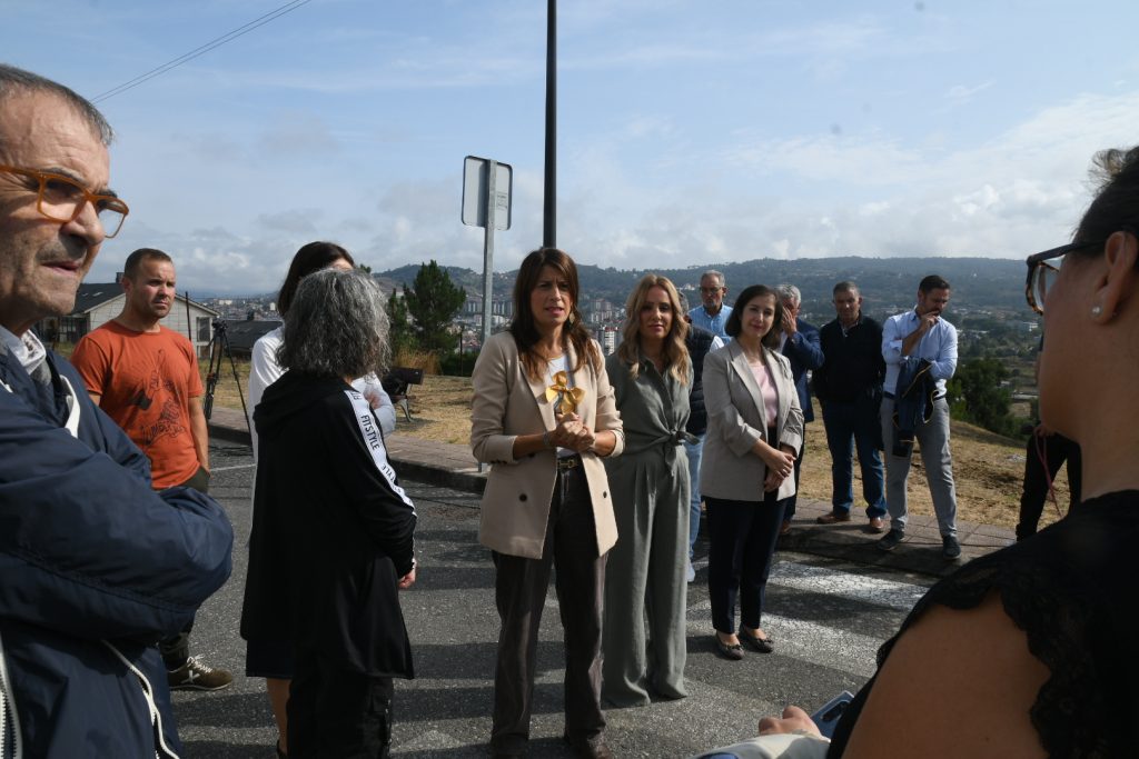 Xunta e concello de San Cibrao das Viñas asinan a cesión de solo para 12 vivendas públicas, no día que o executivo galego licita a redacción do proxecto e dirección da obra