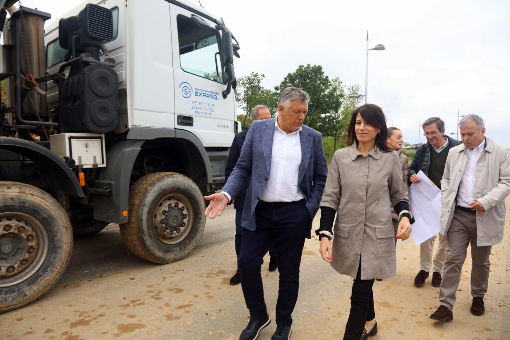 M. Allegue anuncia a construción de 25 viviendas de promoción pública en Sanxenxo nunha parcela cedida polo concello